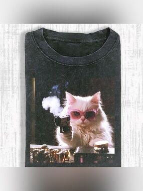 Comfort Colors Gangster Cat and Pink Sunglasses Graphic T-Shirt